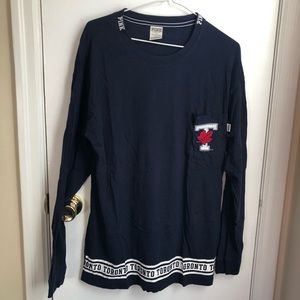 🔥 3/$20🔥 Pink x UofT - long sleeve tshirt - M